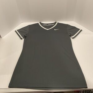 Nike Softball Women’s Gray Athletic Jersey Top Short Sleeve Dri-Fit Team M